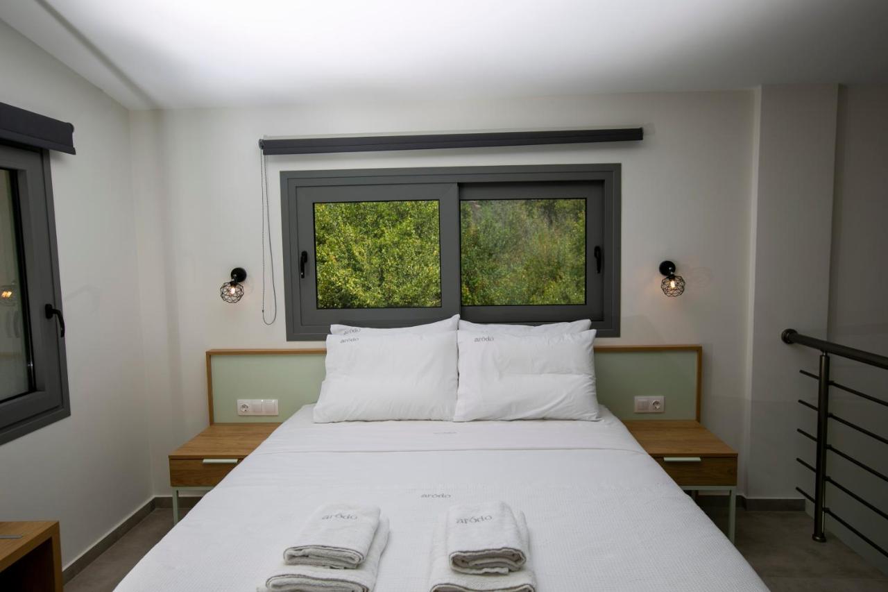 Arodo Suites Nea Iraklitsa Exterior foto