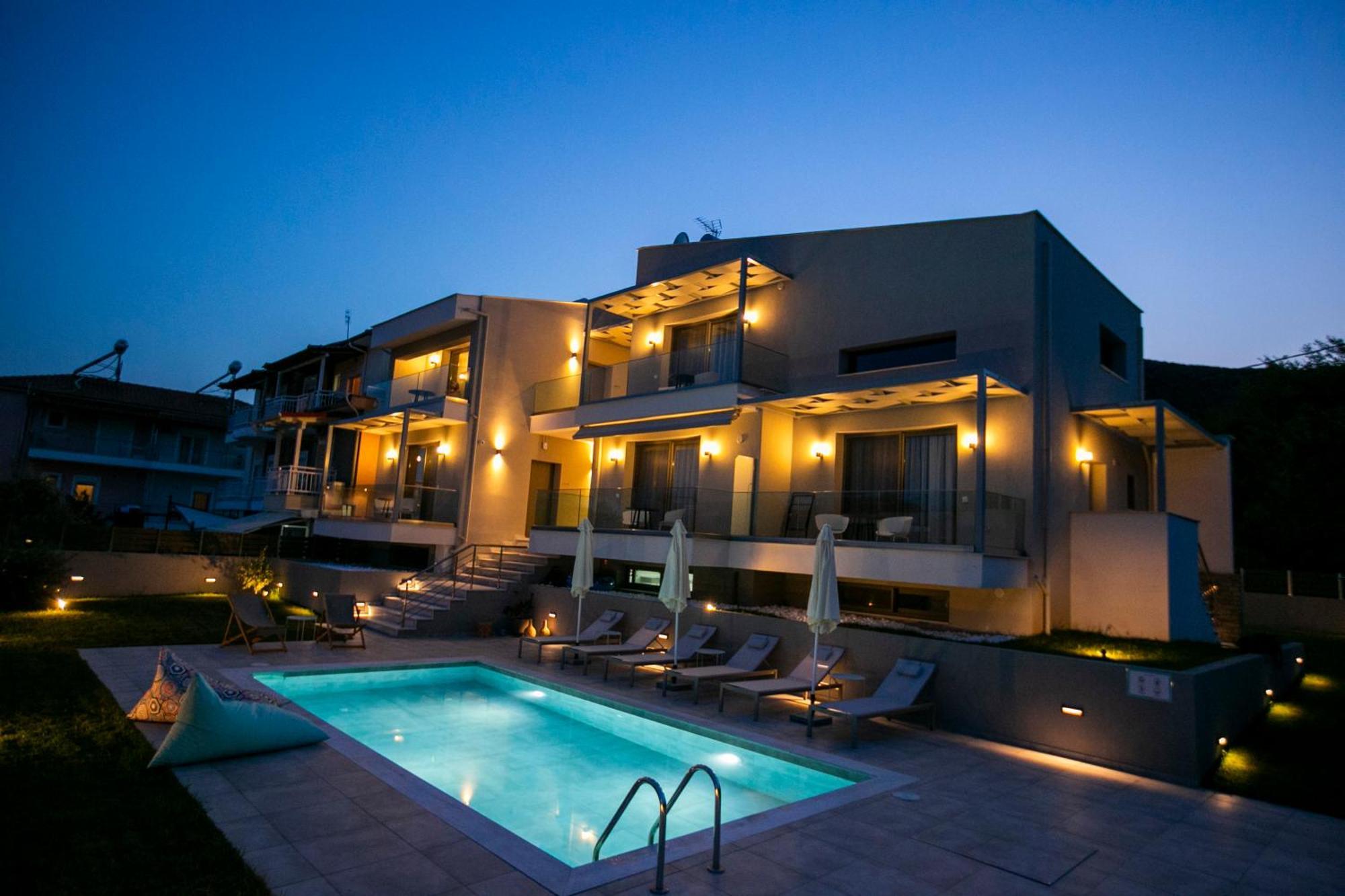 Arodo Suites Nea Iraklitsa Exterior foto
